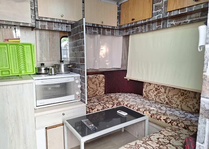 New Panorama And Parálion Ástros